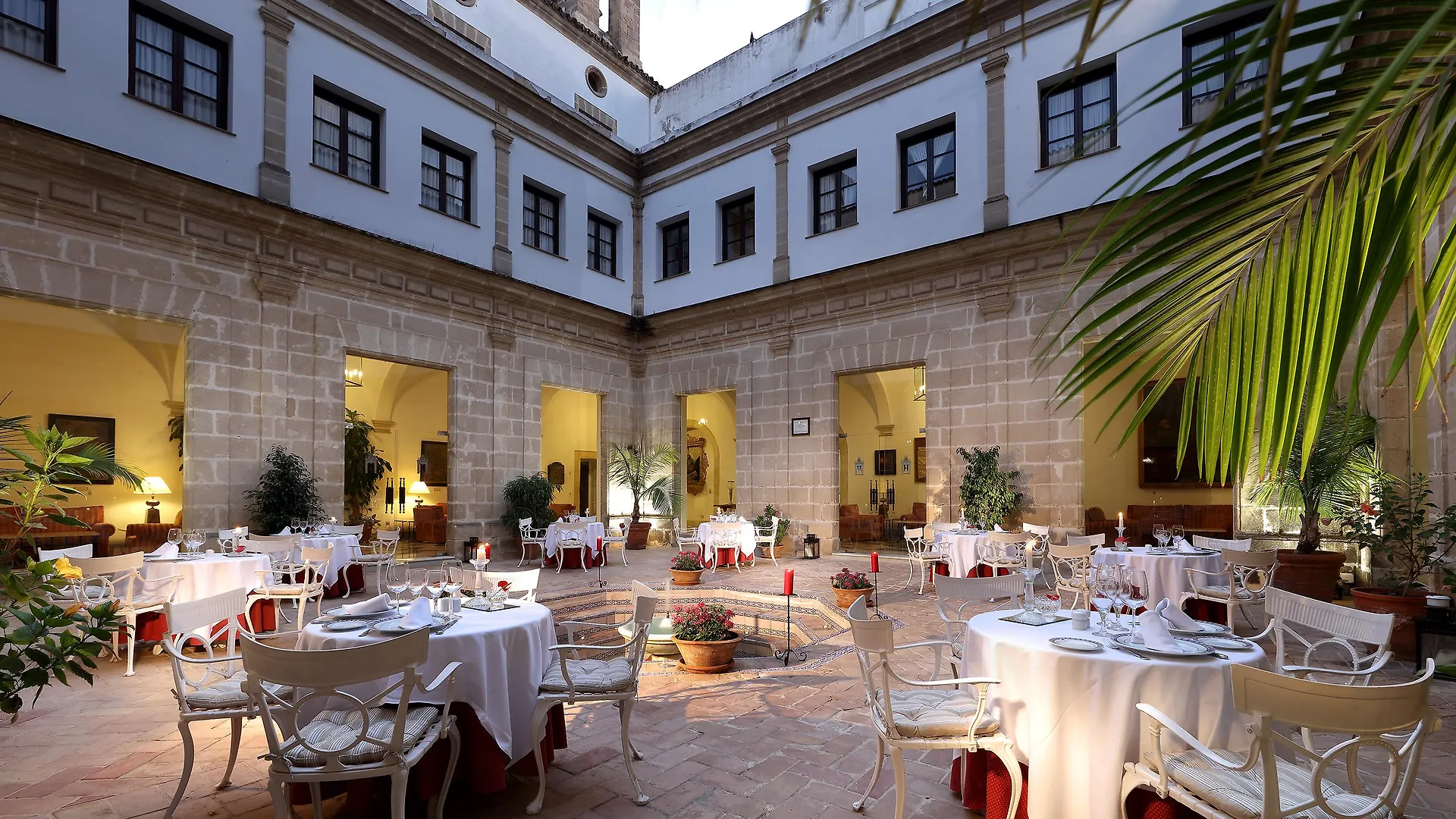 Crisol Monasterio De San Miguel Hotel El Puerto de Santa Maria